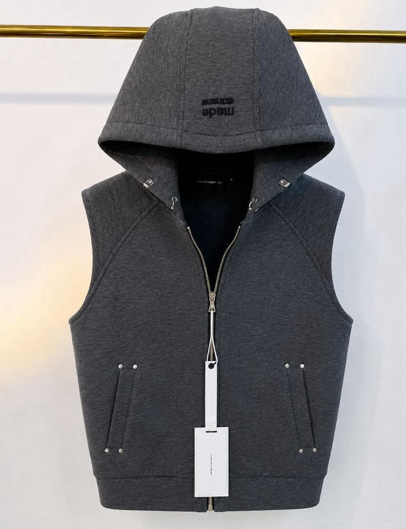 High Quality Luxury Armless Hoodie